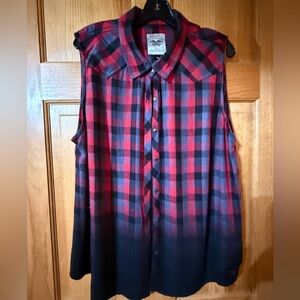 Woman’s sleeveless top